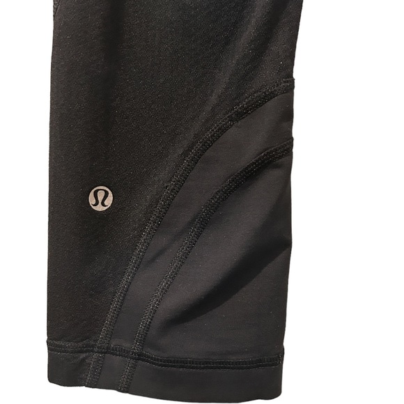 Lululemon Inspire Crop II *Luxtreme in Black size 8 - Picture 8 of 10